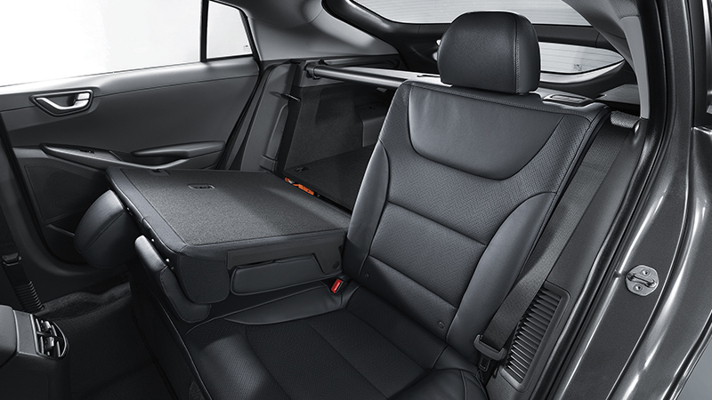 Hyundai_Hybrid_Split_folding_seats_800x450.jpg